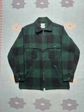 Vintage 1960s LL Bean mackinaw jacket cape cruiser green buffalo plaid medium